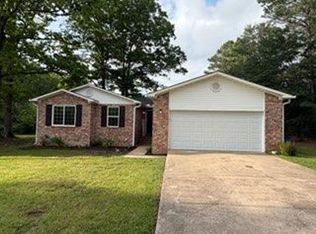 9916 Hogue Rd, Mabelvale, AR 72103