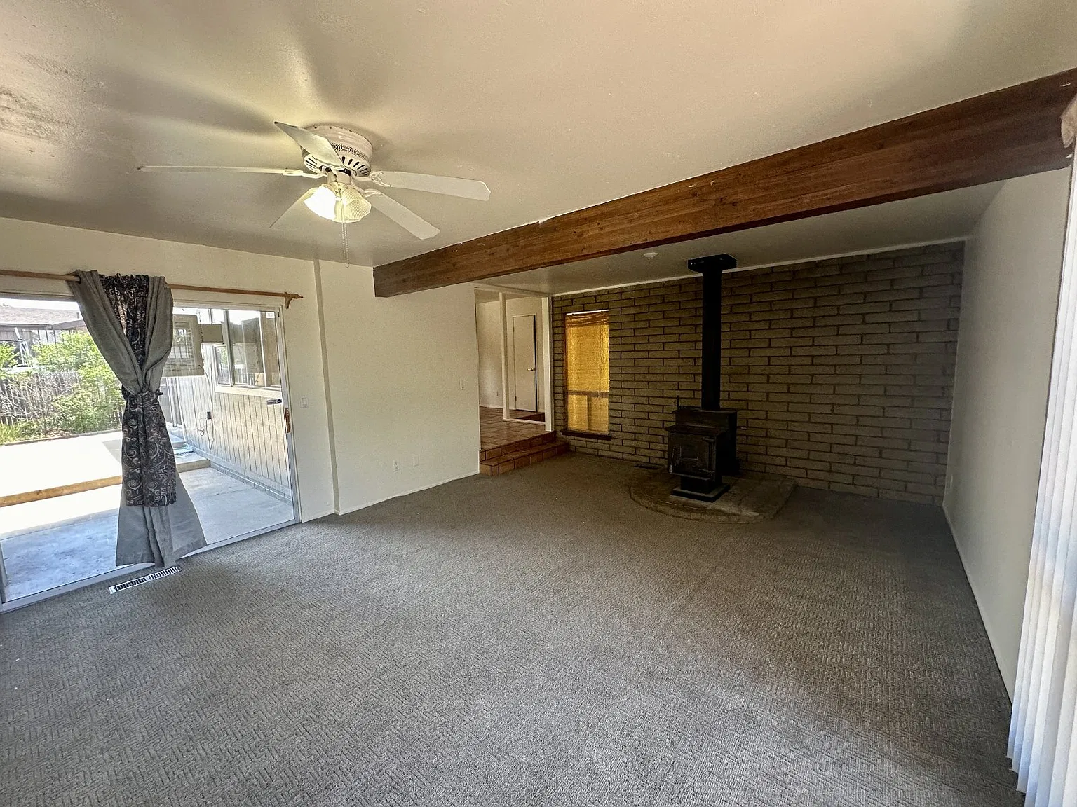 2 bed, 2.0 bath, 1197 sqft, $1,700 — Photo 4