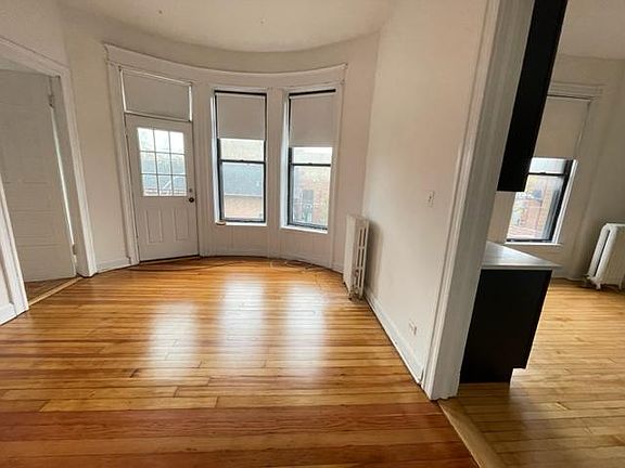 5th image of 541 W Armitage Ave #3E