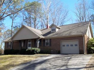 3317 Creek Cir, Guntersville, AL 35976