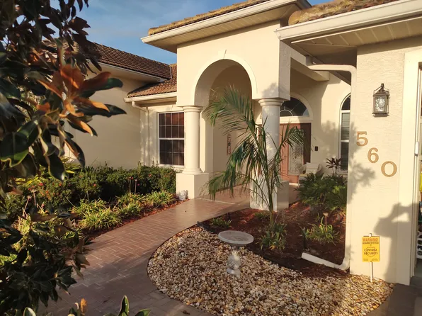 560 Sunset Pointe Dr, Lake Placid, FL 33852