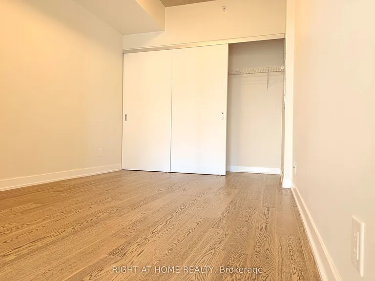 1239 Dundas St W #202 — Photo 13