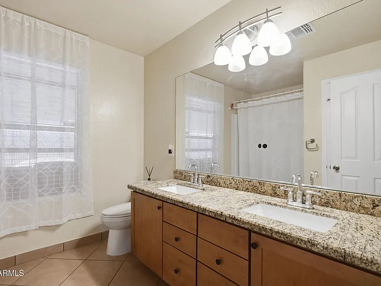 11450 E Quicksilver Ave — Photo 23
