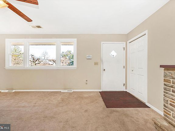 5th image of 13140 Triadelphia Rd