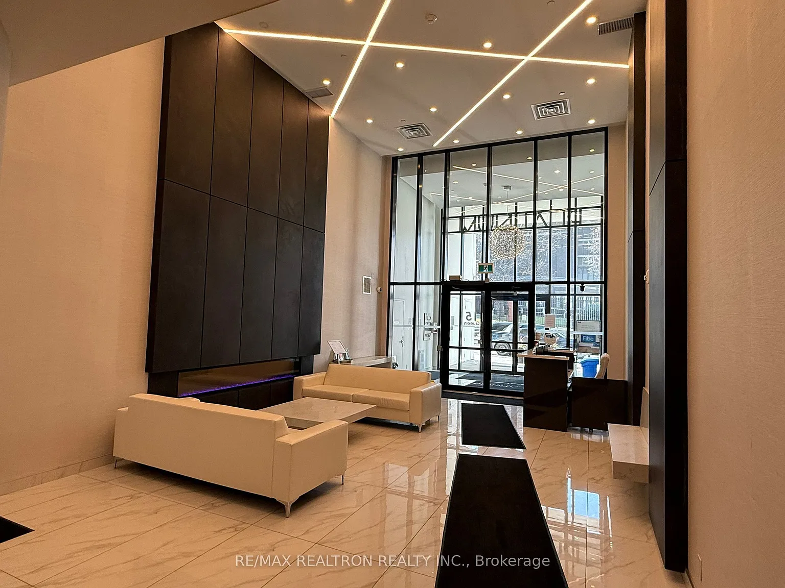2 bed, $2,100 — Photo 4