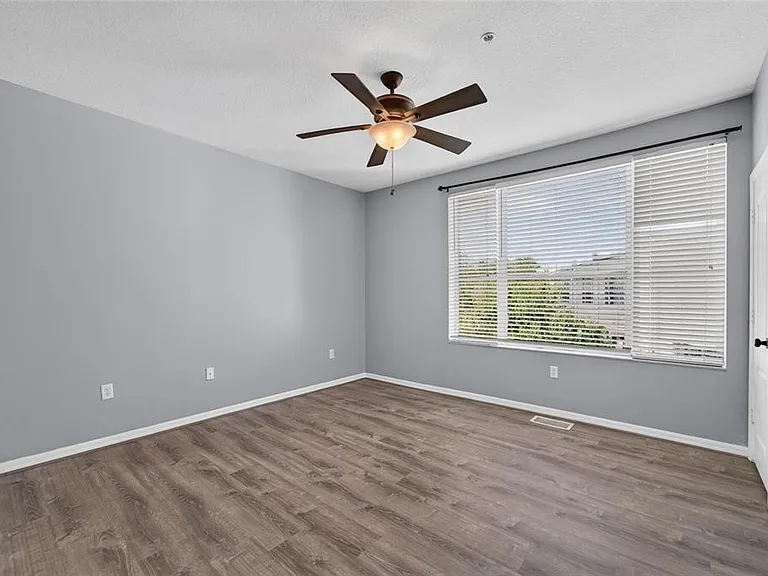 3186 Bayshore Oaks Dr — Photo 42