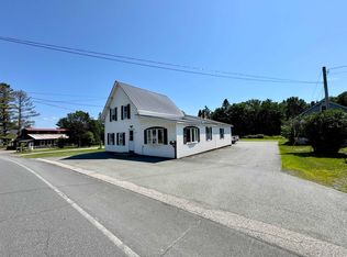 1556 Main St, Pittsburg, NH 03592