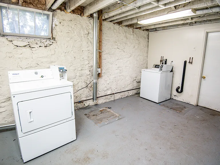 148 Lovell St #3 — Photo 10