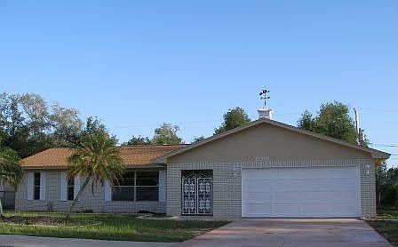 1st image of 21351 Quesada Ave