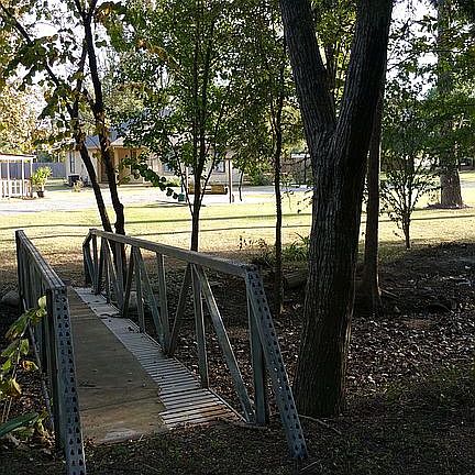 4th image of 90 Lakeberry Rd