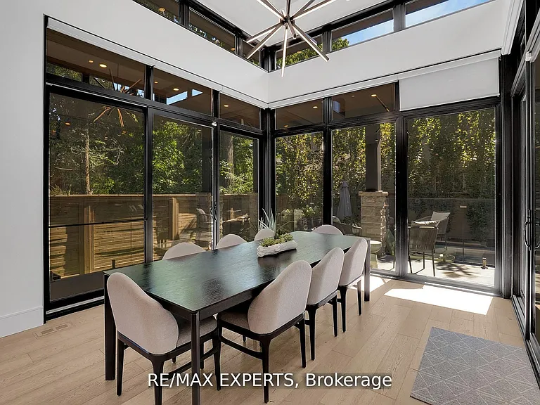 7 Woodvalley Dr — Photo 12