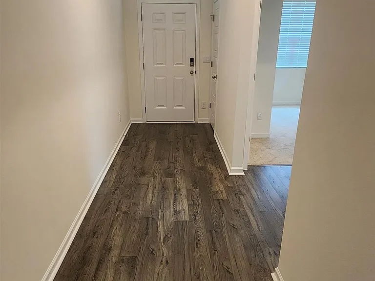 100 Alton Tucker Sr Blvd — Photo 2