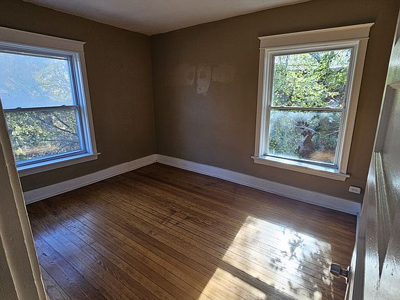 Bedroom Front