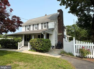 301 Broad St, Milmay, NJ 08340