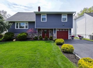 14 Dorset Dr, Kenilworth Boro, NJ 07033