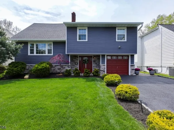 14 Dorset Dr, Kenilworth Boro, NJ 07033