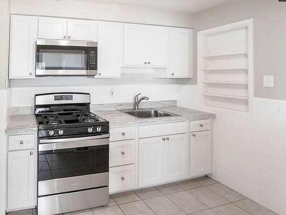 3rd image of 1236 Odessa Dr