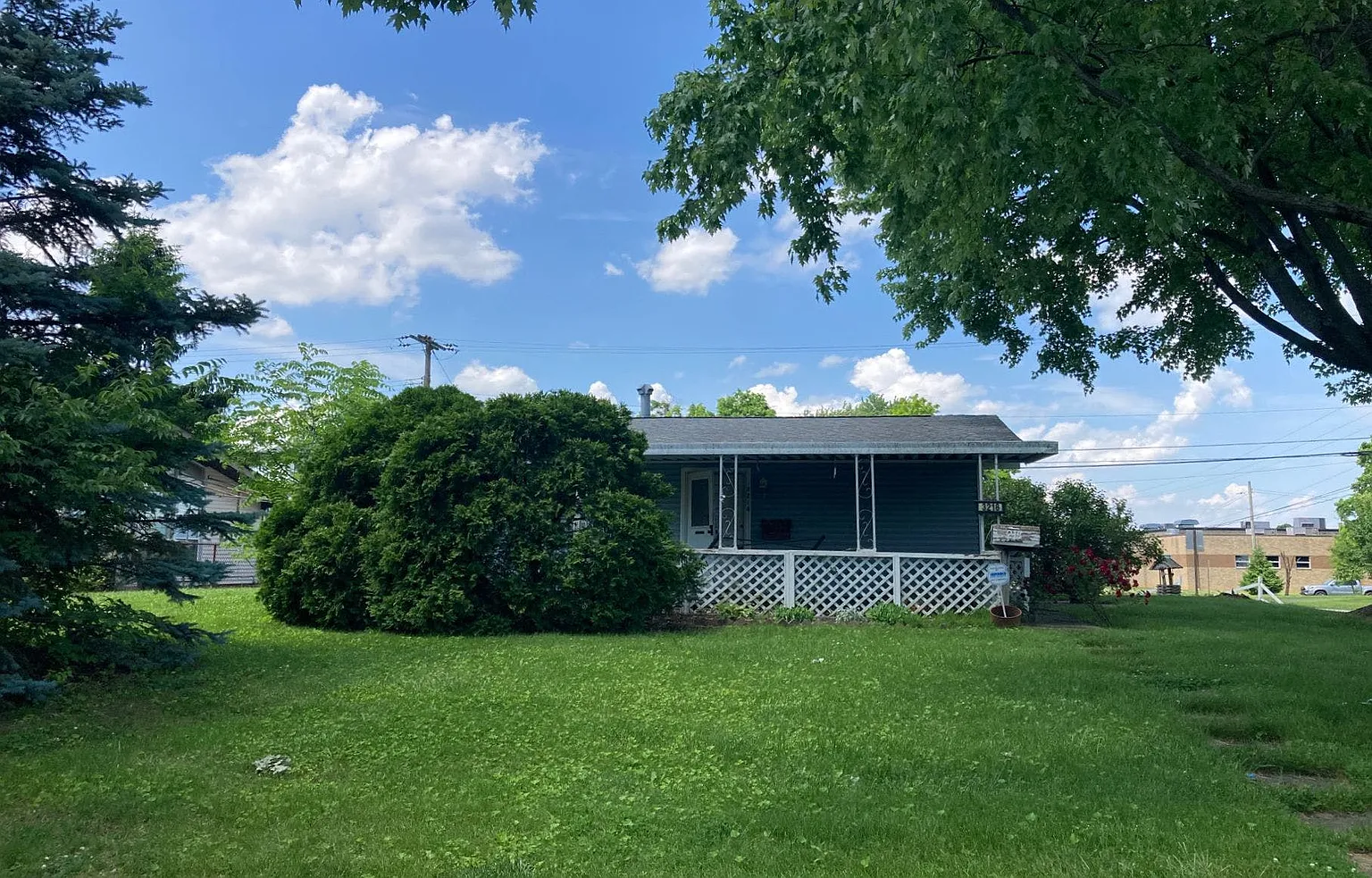 3218 Mary Ave photo 1