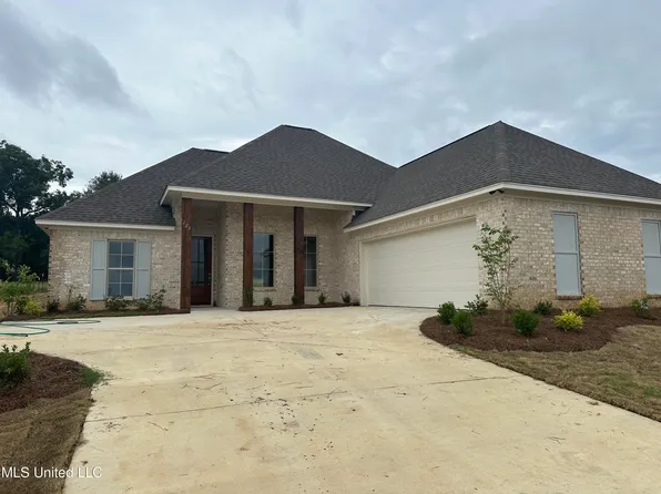 125 Lewis Farms Dr, Madison, MS 39110