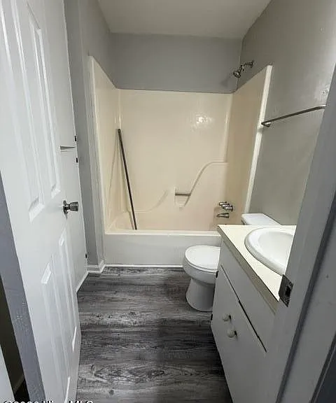 209 Beech St — Photo 8