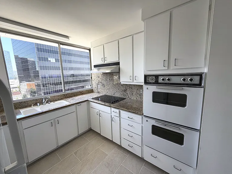 2160 Century Park E #1101 — Photo 11