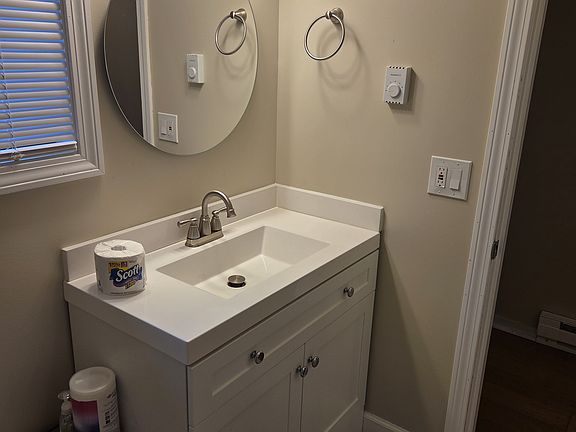 4th image of 3 Murphys Ln Unit 6