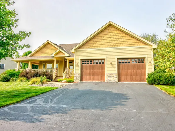 31056 Wallmark Lake Dr, Chisago City, MN 55013