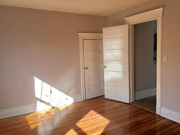 2nd image of 60 N Columbus Ave