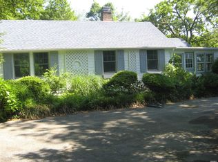 161A Horseshoe Rd, Mill Neck, NY 11765