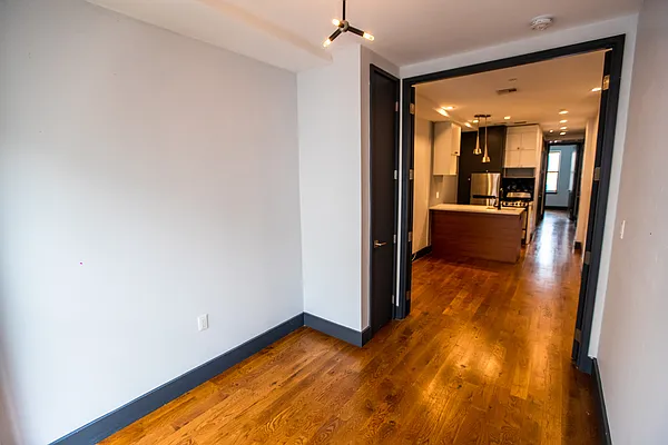 Rented by null | media 35