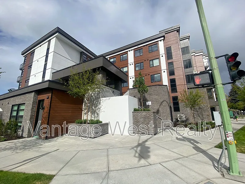 2 bed, 2.0 bath, 1115 sqft, $3,500 — Photo 3