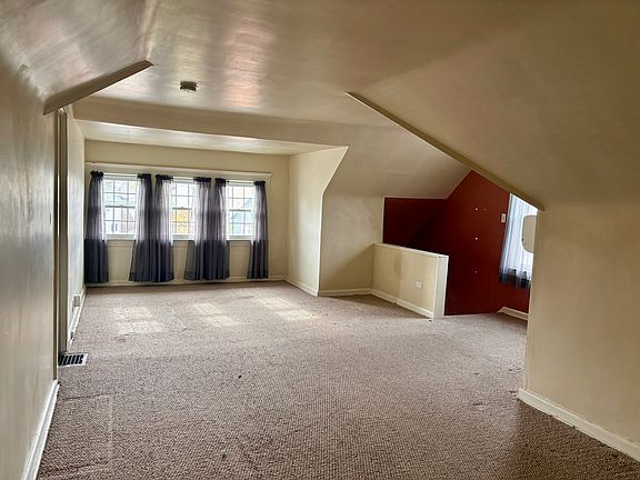 5th image of 17800 Franklin Ave Floor 3