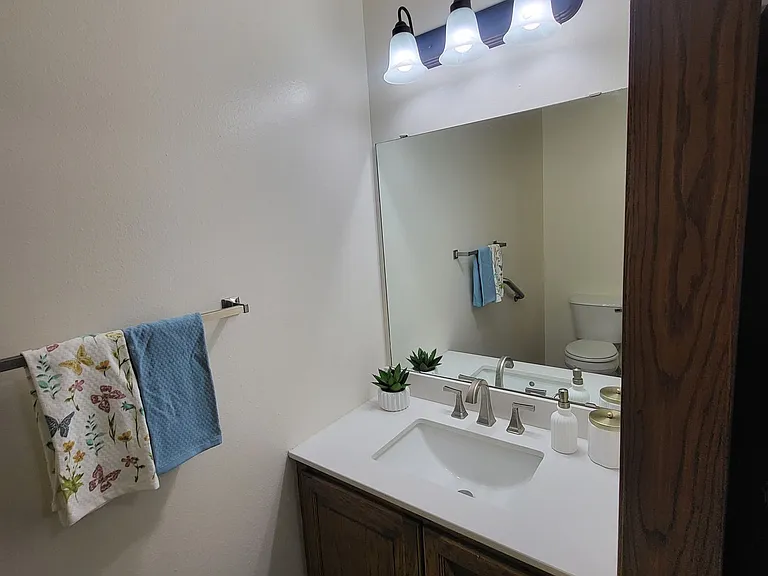 Sauk Creek Apartments — Photo 37