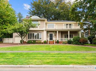 152 West River Street, Milford, CT 06460
