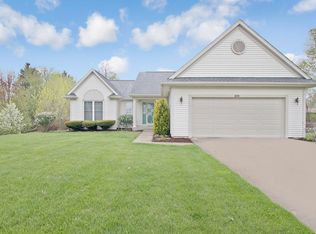 2841 Valley Glenn Cir, Kalamazoo, MI 49004