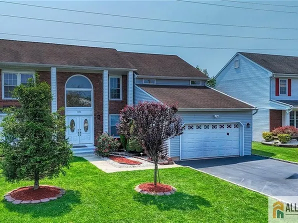 1394 Masoma Rd, North Brunswick, NJ 08902