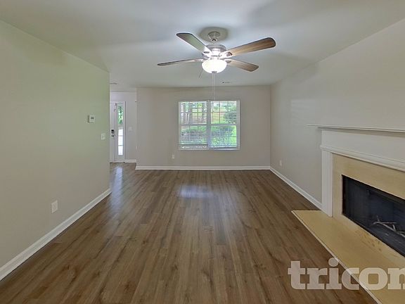 4th image of 210 Signet Ct