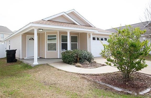 3rd image of 3323 Golden Rain Dr