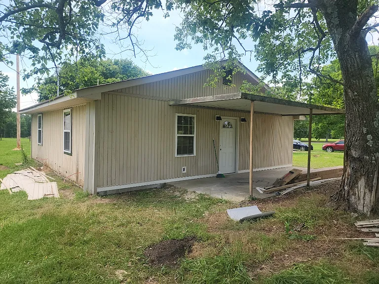 1367 Section Line Rd #A-1GARAGE — Photo 2