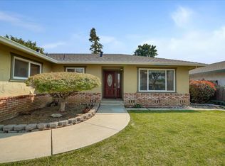 951 Plum Ct, Hollister, CA