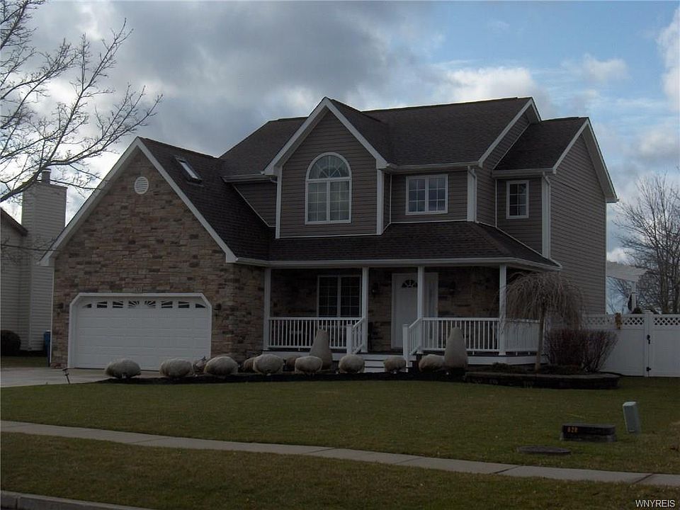 1st image of 70 Pleasant Trl