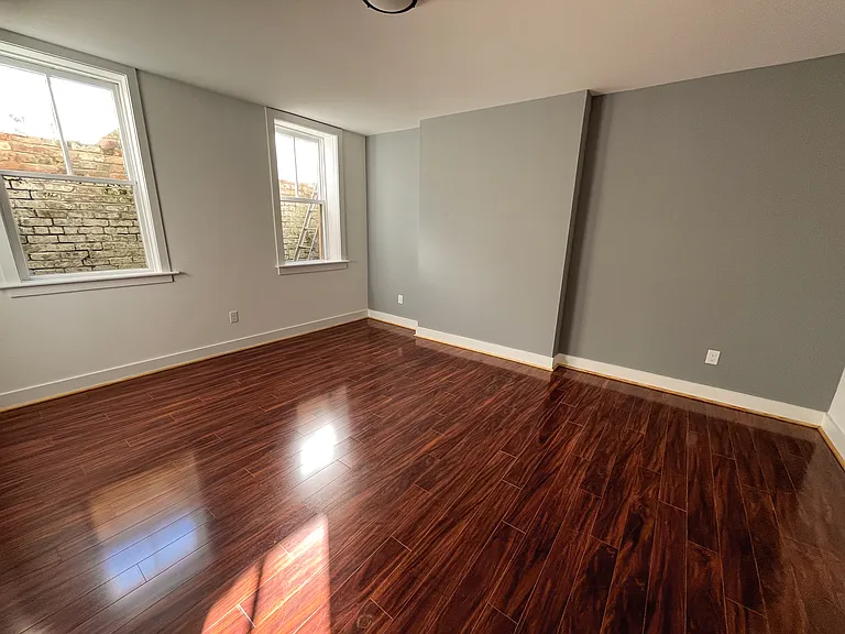 309 Hinton St — Photo 15