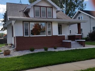 1123 Van Buren Ave, Oshkosh, WI 54902