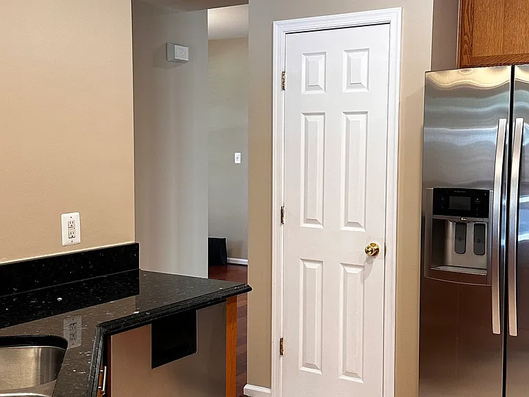 9570 Linnett Hill Dr — Photo 9