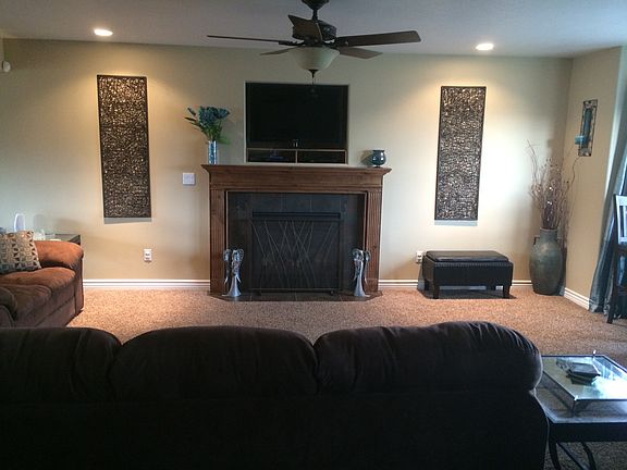 Family Room 1
