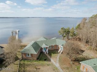 113 W Camp Perry Rd, Hertford, NC 27944