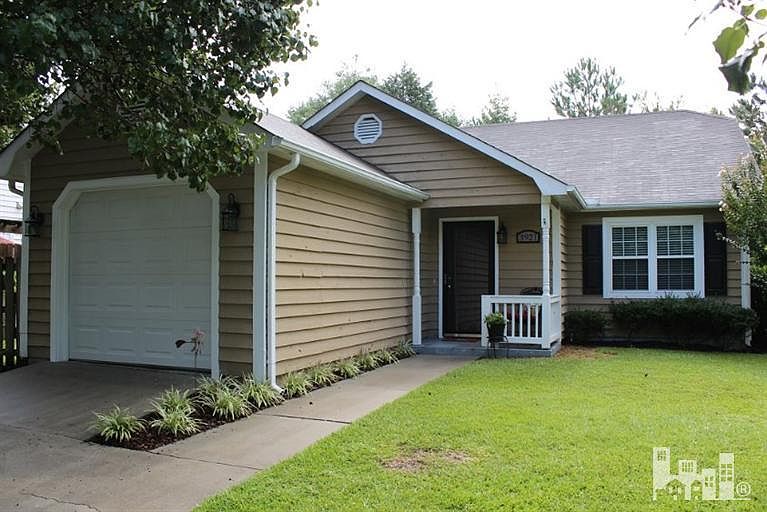 1st image of 3921 Fawn Creek Dr