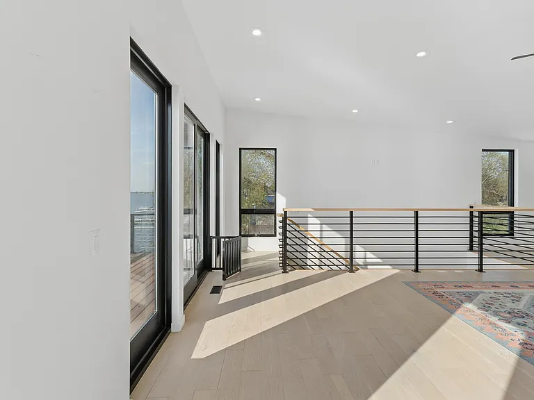 2721 S Lakeview Dr #1 — Photo 30