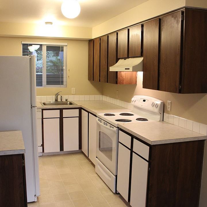 1st image of 11520 NE 87th St APT 3