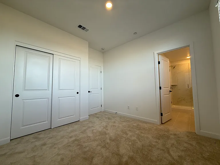 424 Bunsen St — Photo 4